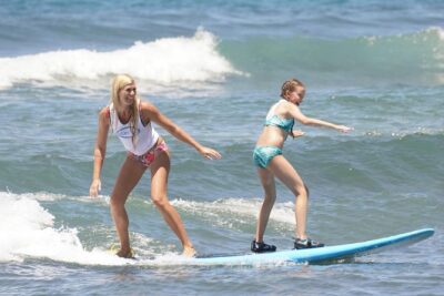 2 Hour Beginner Group Surf Lessons