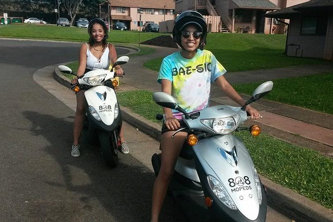 2 Passenger 200cc Scooter Rental - 21+ - Motorcycle License - Planning beaches, waterfalls, and small villages