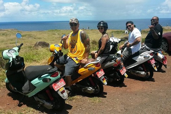 2 Passenger 200cc Scooter Rental - 21+ - Motorcycle License - A small rental with friendly human help