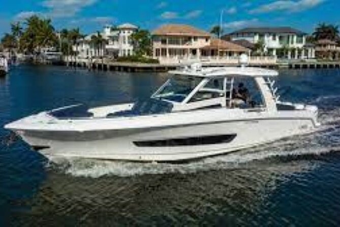 3-Hour Small-Group Maalaea Luxury Snorkel Cruise Tour - Leaving Mā‘alaea Bay for the open water