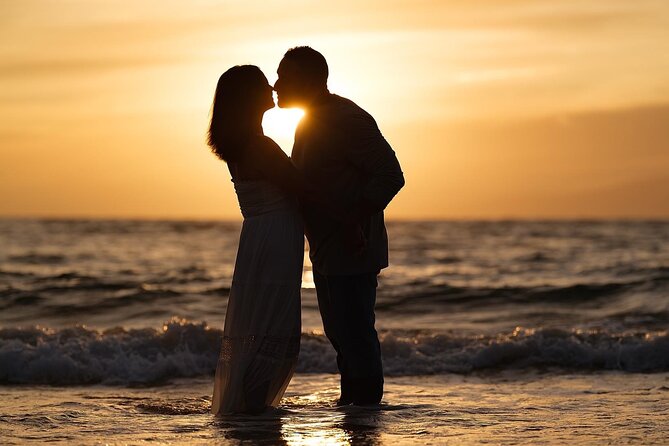 A Maui Beach Photoshoot in Wailea - Why the posing guidance matters