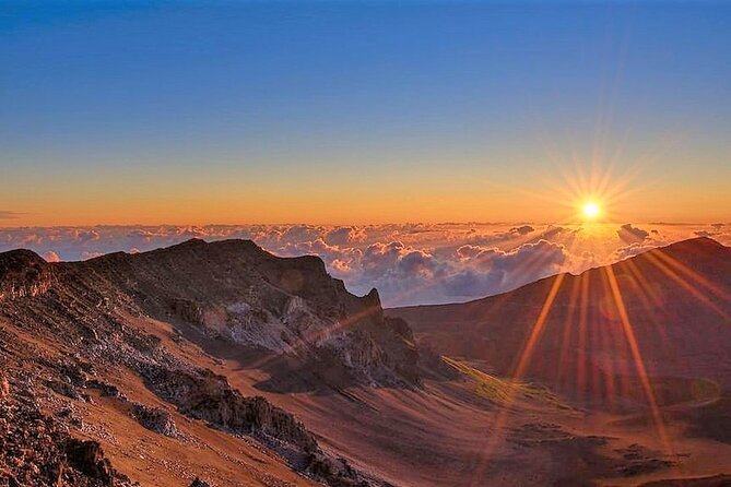 Classic Haleakala Sunrise Tour - Why Haleakalā sunrise is worth the lost sleep