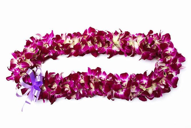 Deluxe Orchid Lei Greeting (Maui, Kahului Airport, OGG) - Meeting your greeter near baggage claim