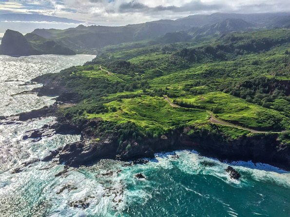 Doors Off West Maui and Molokai 45 minute Helicopter Tour - What to wear and what to leave behind