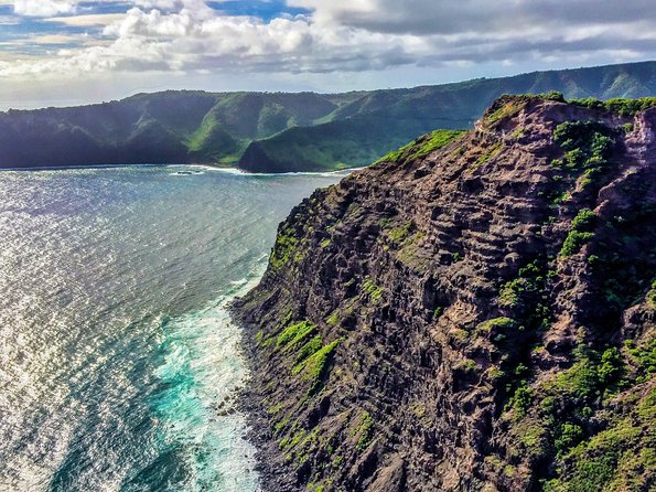 Doors Off West Maui and Molokai 45 minute Helicopter Tour - The pilots make a real difference