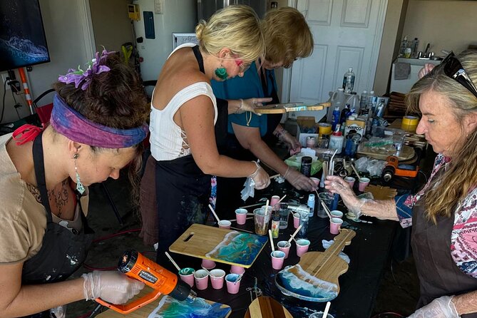 Epoxy Resin Cheese Board Art Class - Who will enjoy this Maui class