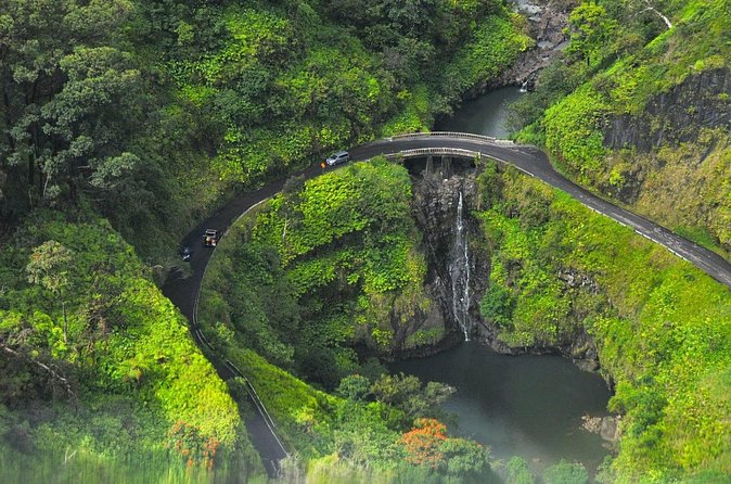 Explore Maui in a Polaris Slingshot Rental from Kihei - Who will enjoy this rental most
