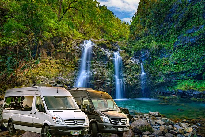 Famous Road to Hana Waterfalls, Black Sand Beach & Lunch - Why the Road to Hana is best seen from a van
