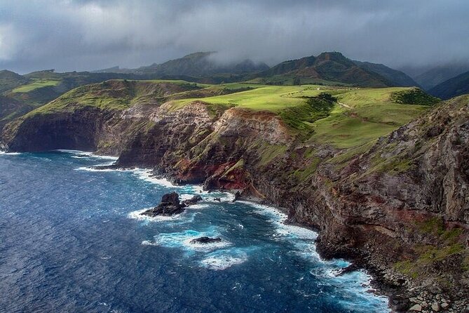 First Class Waterfalls of West Maui and Molokai Helicopter Tour - Why the first-class seat matters over West Maui