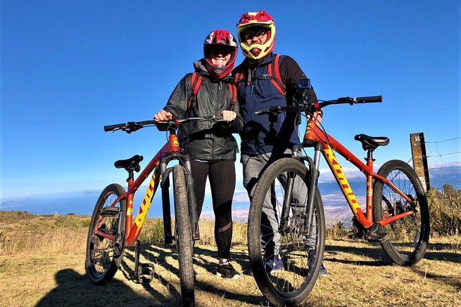 Haleakala Express Self-Guided Bike Tour with Bike Maui - The 6,500-foot start and the first switchbacks
