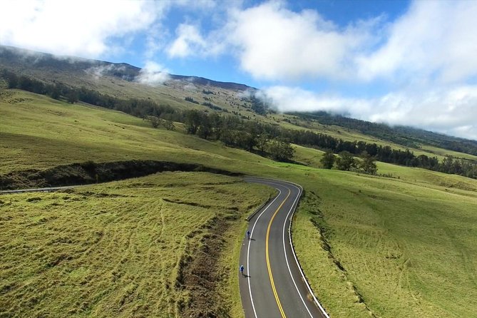 Haleakala Morning Best Guided Bike Tour with Bike Maui - The Fabulous 29 switchbacks