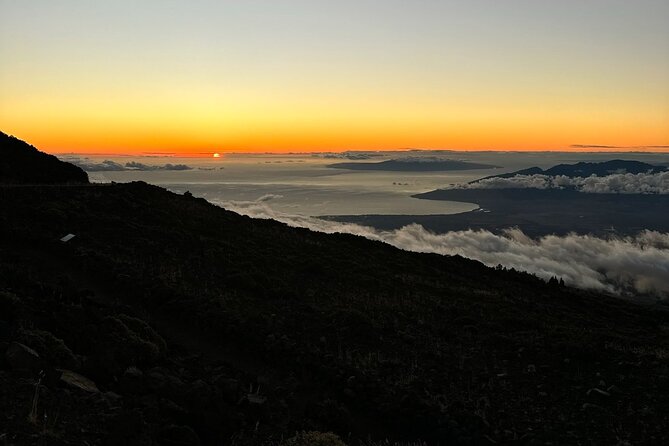 Haleakala Sunset Open Air Jeep Private Tour - Booking timing and cancellation terms