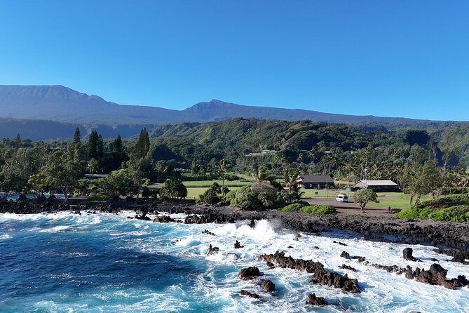 Halfway Road to Hana - Small Group — Taste of Hana & Waterfalls - Pua’a Ka’a State Wayside and the waterfall stop