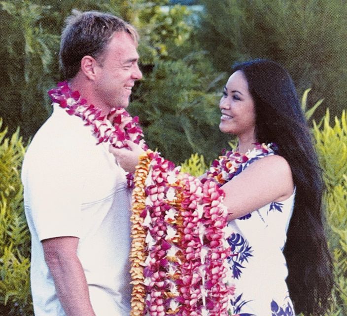 Kahului Airport: Maui Flower Lei Greeting Upon Arrival - A small cultural welcome, not a full Hawaiian experience