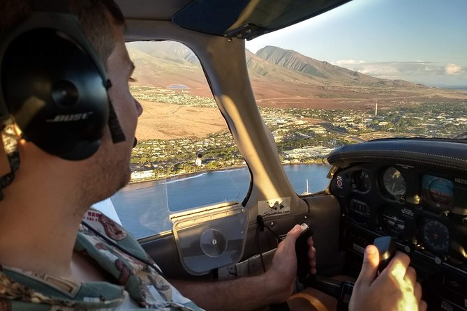 Maui Circle Island-PRIVATE-Air Tour for 2-5: Waterfalls & Lava! - Why a plane is a smart way to see Maui