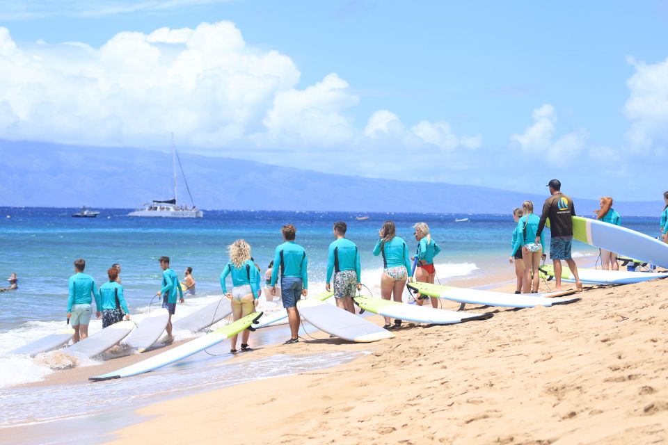 Maui: Group Surf Lesson - Why the small group size matters in the water