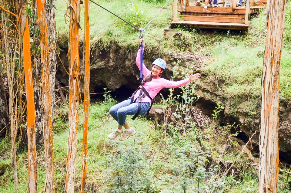 Maui: Haleakala 6-Line Zipline Adventure - The swinging bridge and the walk between platforms