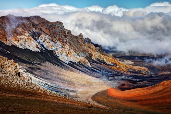 Maui Haleakala Day Bike Tour with Mountain Riders from 6500 to sea level - Makawao and Kula: the scenic route uphill