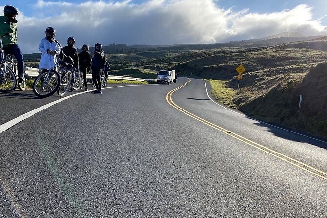 Maui Haleakala Sunrise Downhill Bike Tour with Mountain Riders Rated #1 - What guides add to the morning