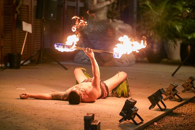 Maui Hula Show: Hula and Fire Dancing at South Maui Gardens - The fire finale supplies the big finish