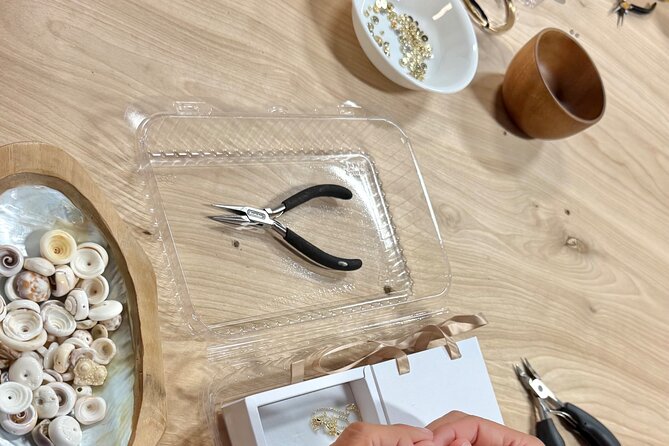 Maui Jewelry Making Class with Puka Shells and Pearls - Hawaiian snacks, drinks, and a BYOB option