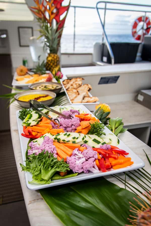 Maui: Kaanapali Whale Watching Boat with Open Bar and Food - Watching Maui’s Humpback Whales