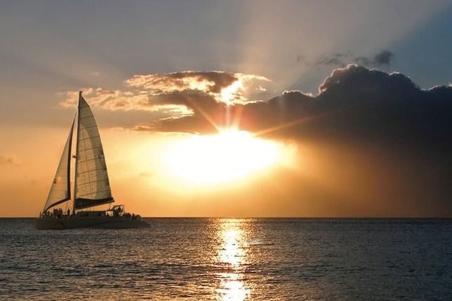 Maui: Ma'alaea Catamaran Sunset Sail with Appetizers - What the sailing itinerary feels like