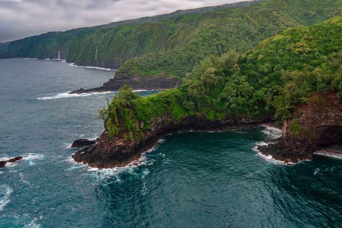 Maui & Molokai Spectacular with Exclusive Landing Helicopter Tour - Price, timing, and practical value