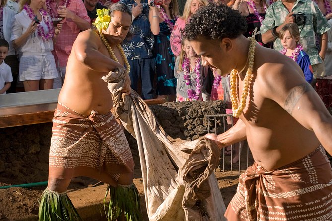 Maui Nui Luau at the Sheraton Maui Resort & Spa - Why the Sheraton Maui setting matters