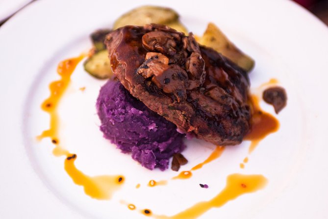 Maui Premium Dinner Cruise: Four Course Dining Experience - Seating, service, and the onboard feel