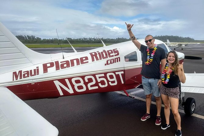 Maui -PRIVATE- Air Tour: 5 Islands: (2-5 people): SEE Even MORE! - What the private cabin is really like