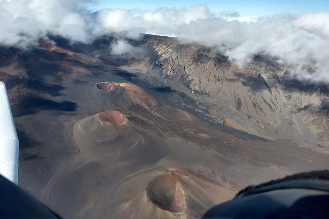 Maui-PRIVATE-Air Tour: Volcano Lava & Jungle Waterfalls (2-5 Max) - Key points to know before you fly
