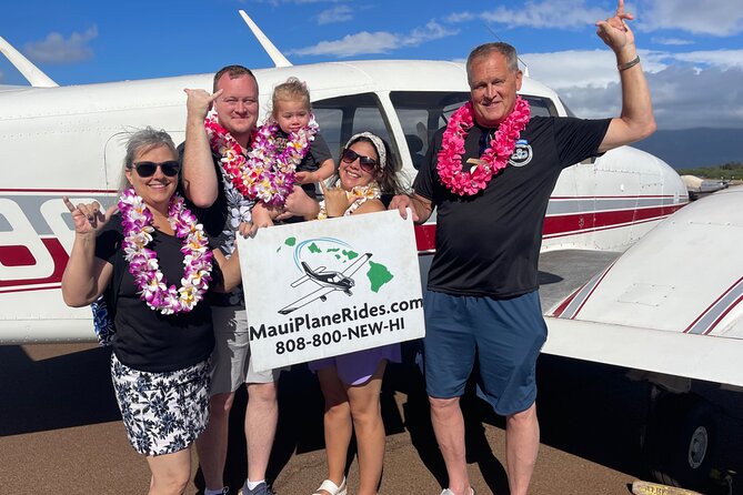 Maui-PRIVATE-Air Tour: Volcano Lava & Jungle Waterfalls (2-5 Max) - Makena beaches and the volcanic south shore
