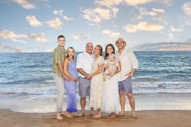 Maui Professional Photographer Couples and Families - Receiving and viewing the photographs