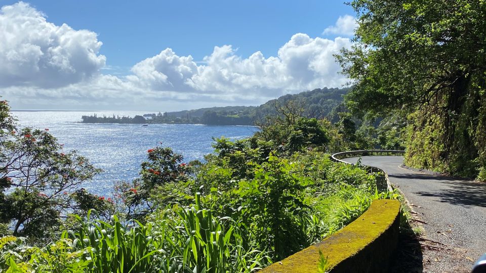 Maui: Road to Hana Private Adventure Tour with Luxury SUV - Kaupo’s quiet roads and old churches