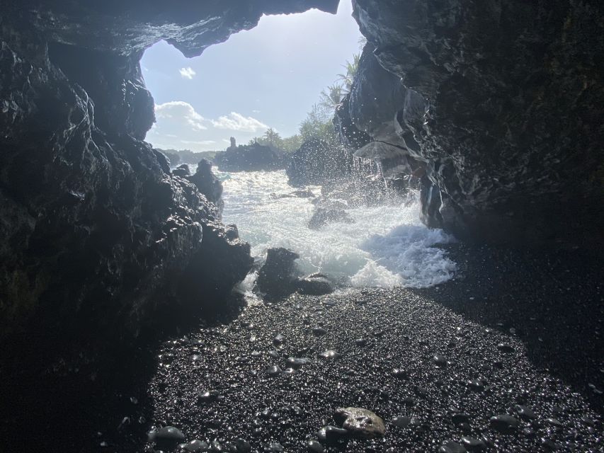 Maui: Road to Hana Private Adventure Tour with Luxury SUV - Haleakala’s Pools at Oheo and the Kaupo coast