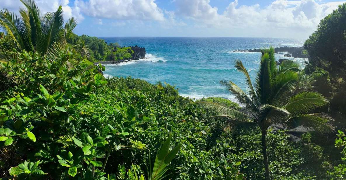 Maui: Road to Hana Sightseeing Tour - Paia Town and the first views east