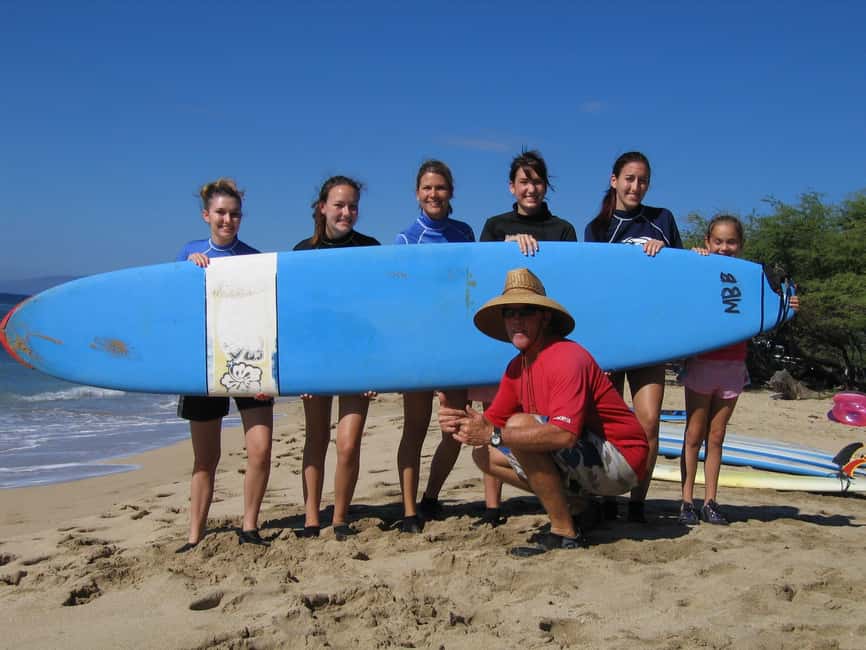 Maui: Surfing Lesson for everyone ; pure fun! - Starting at Kalama Park with a bright yellow van