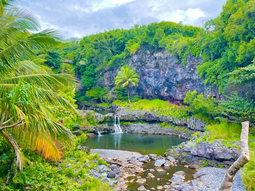 Maui: VIP Road to Hana Private Tour in Convertible Bronco - A flexible eight-hour route instead of a checklist