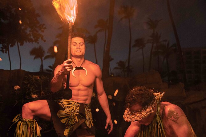 Maui: Wailele Luau with Fire and Knife Performance and Dinner - Fire and knife performance: know what to expect