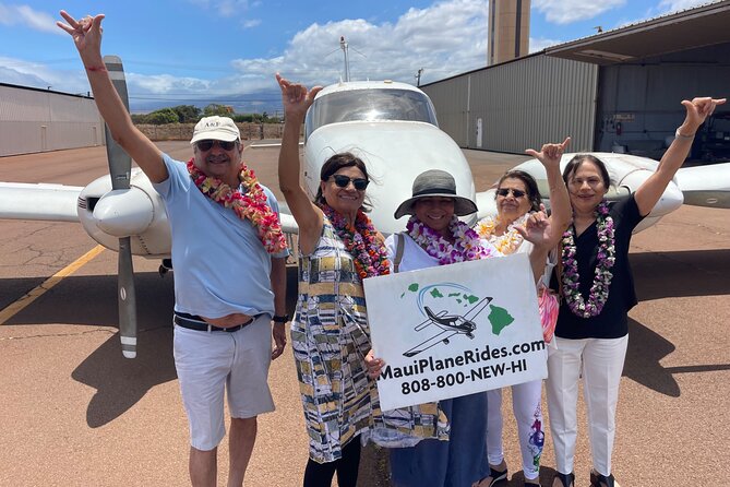Maui Whale Watching -PRIVATE- Air Tour: (2-5 People): SEE WHALES! - Photography from a small plane