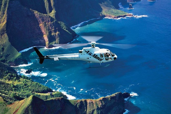 Oceanfront Landing 75-Minute Event Helicopter Tour - Photos, clothing, and what to leave behind