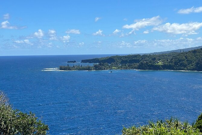 Private Road to Hana Maui Open-Air Jeep Tour - Pua‘a Ka‘a State Park offers the best chance to stretch