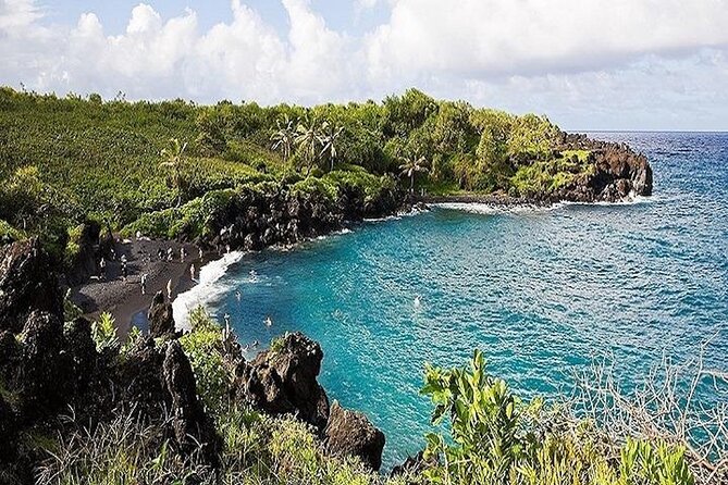 Private Road to Hana Rainforest & Waterfall Experience from Maui - Kaumahina gives you a short rest and a wide view