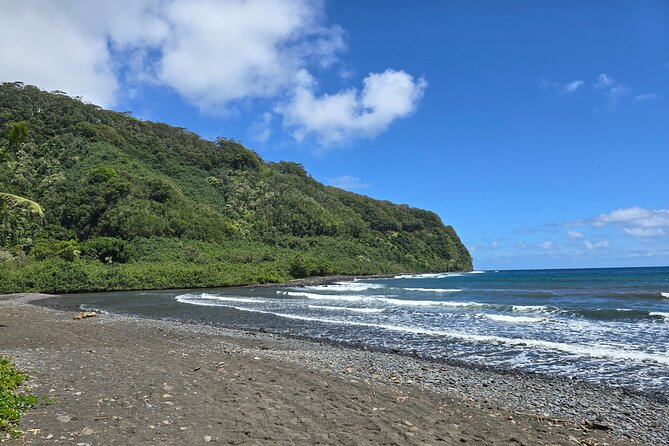 Private Road to Hana Tour with Pickup - Wailua Valley and the broad view toward Haleakalā