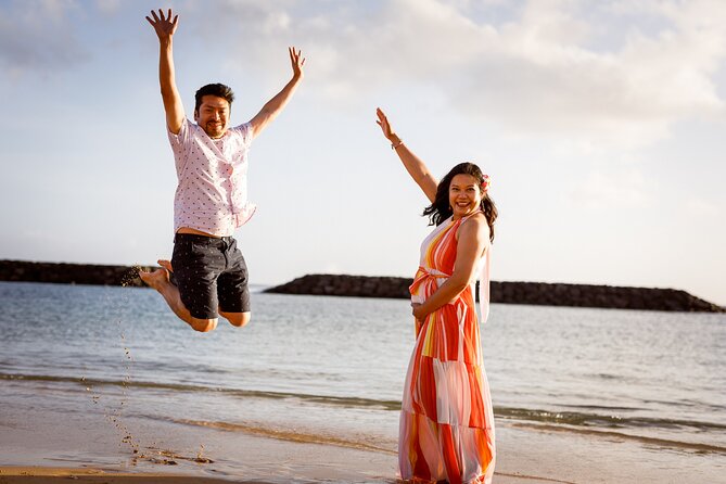Professional Photographer in Maui - A Maui photo session built around your group