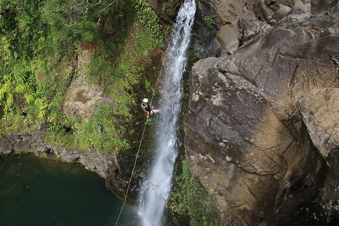 Rappel Maui Waterfalls and Rainforest Cliffs - How the three rappel sections build confidence