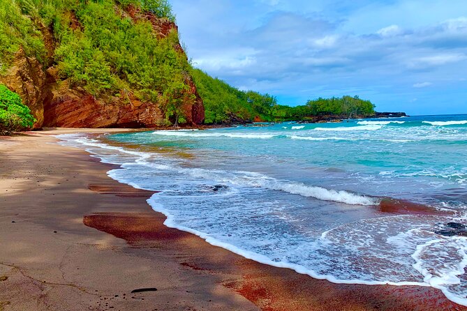 Road to Hana Private Jungle Tour - Pua’a Ka’a: the first real waterfall choice