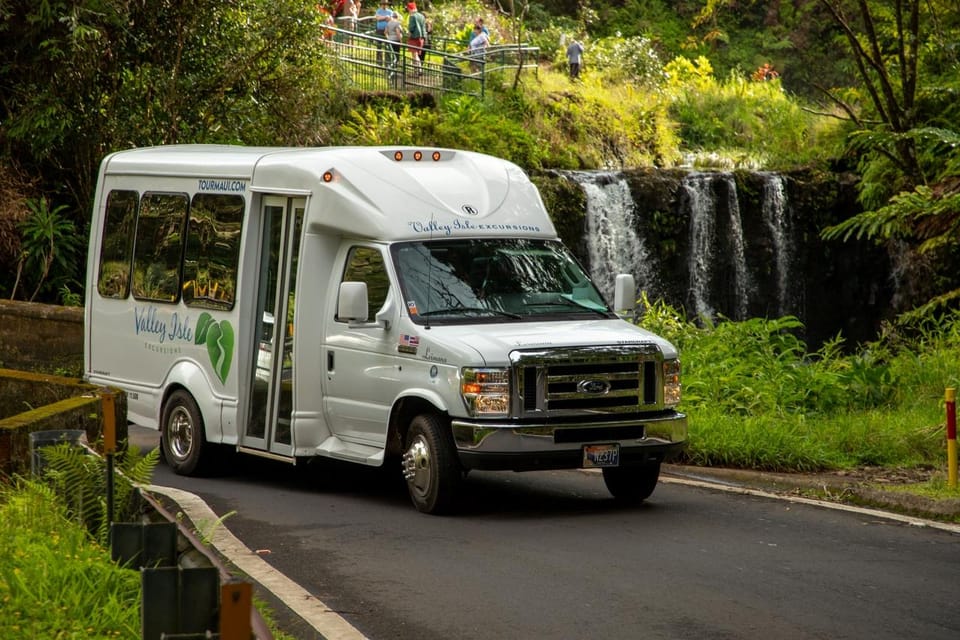 Road to Hana: Professional Guide, Food, Swimming, Waterfalls - 6:00 a.m. pickup and breakfast at Maui Tropical Plantation
