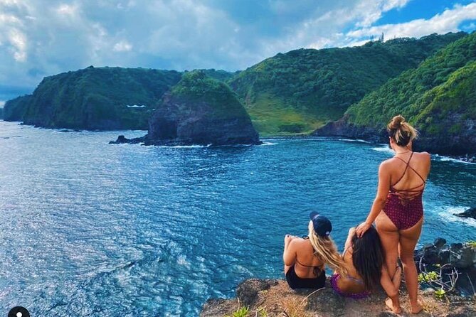 Road To Hana Tour with GO PRO 13 Videography - What the guides add to the drive